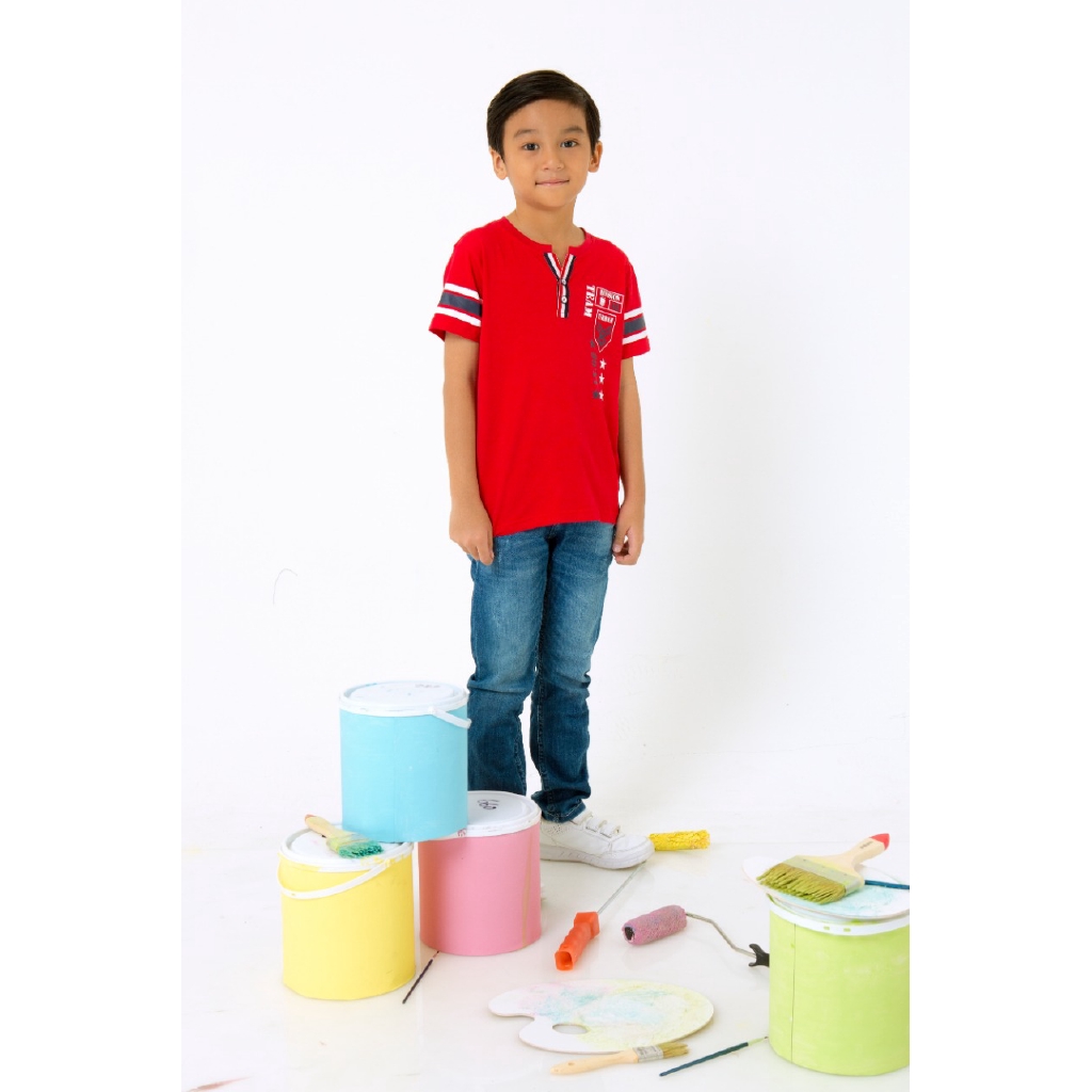 เสื้อยืด Little X แปด Boy Ismael