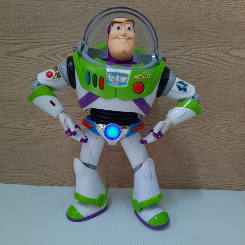 Toy Story Signature Collection Buzz Lightyear Anti Gravity Utility Belt ...