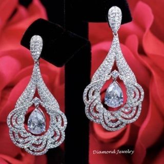 Hi-End Jewelry Grade !!!!

Luxury Diamond Earring ต่างหูเพชร CZ แท้ งานเกรดตู้เพชร งานหรูหรา ใส่ออกมาสวยมาก คู่เดียว