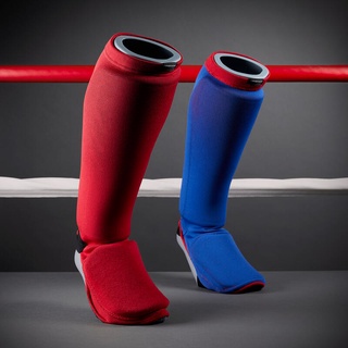 สนับแข้ง สนับต่อยมวย สนับแข้งและเท้าแบบสวมกลับด้าน OUTSHOCK Adult Reversible Slip-On Shin-Foot Guard 900 Blue Or Red