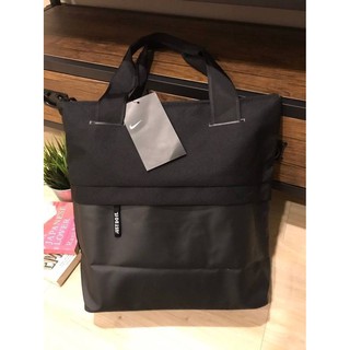 💕 Nike Radiate Training Tote Bag