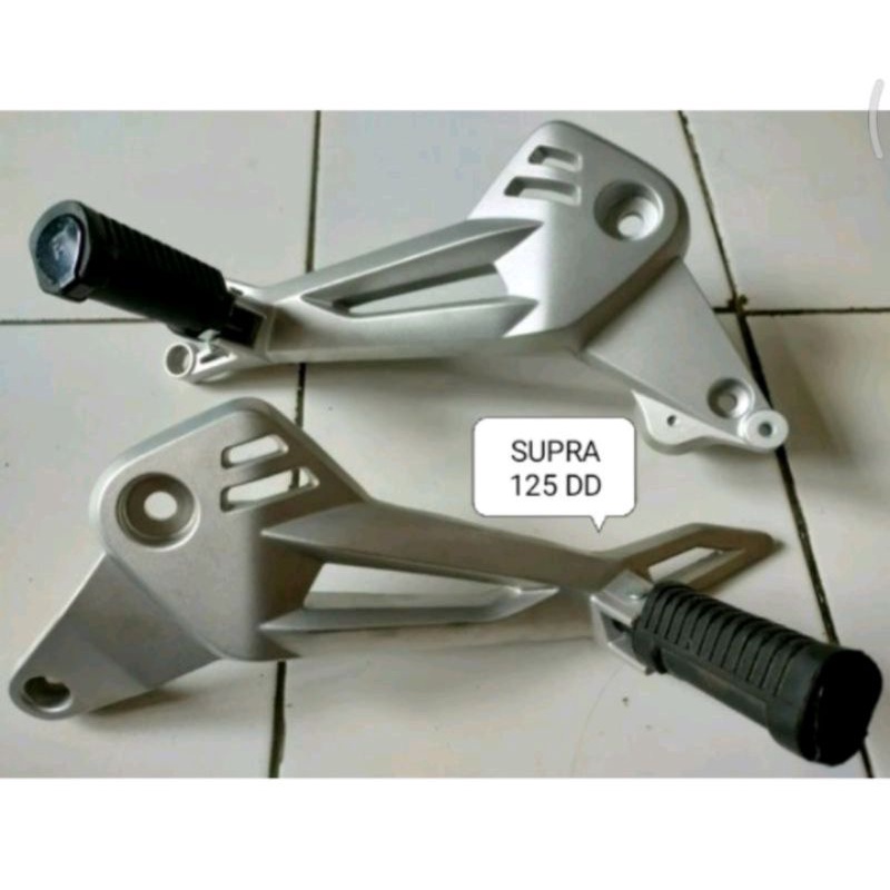 ตัวยึดเท้าหลังสําหรับ Supra x 125 DD คัดลอกวัสดุหนาดั้งเดิม
