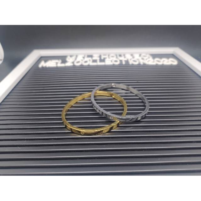 รองเท้าผ้าใบ Order an rika tia tia สําหรับผู้ชาย