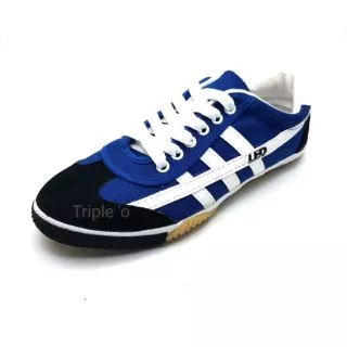Leostar รองเท้าฟุตซอล F70 มี 9 สี ไซส์ 39-45