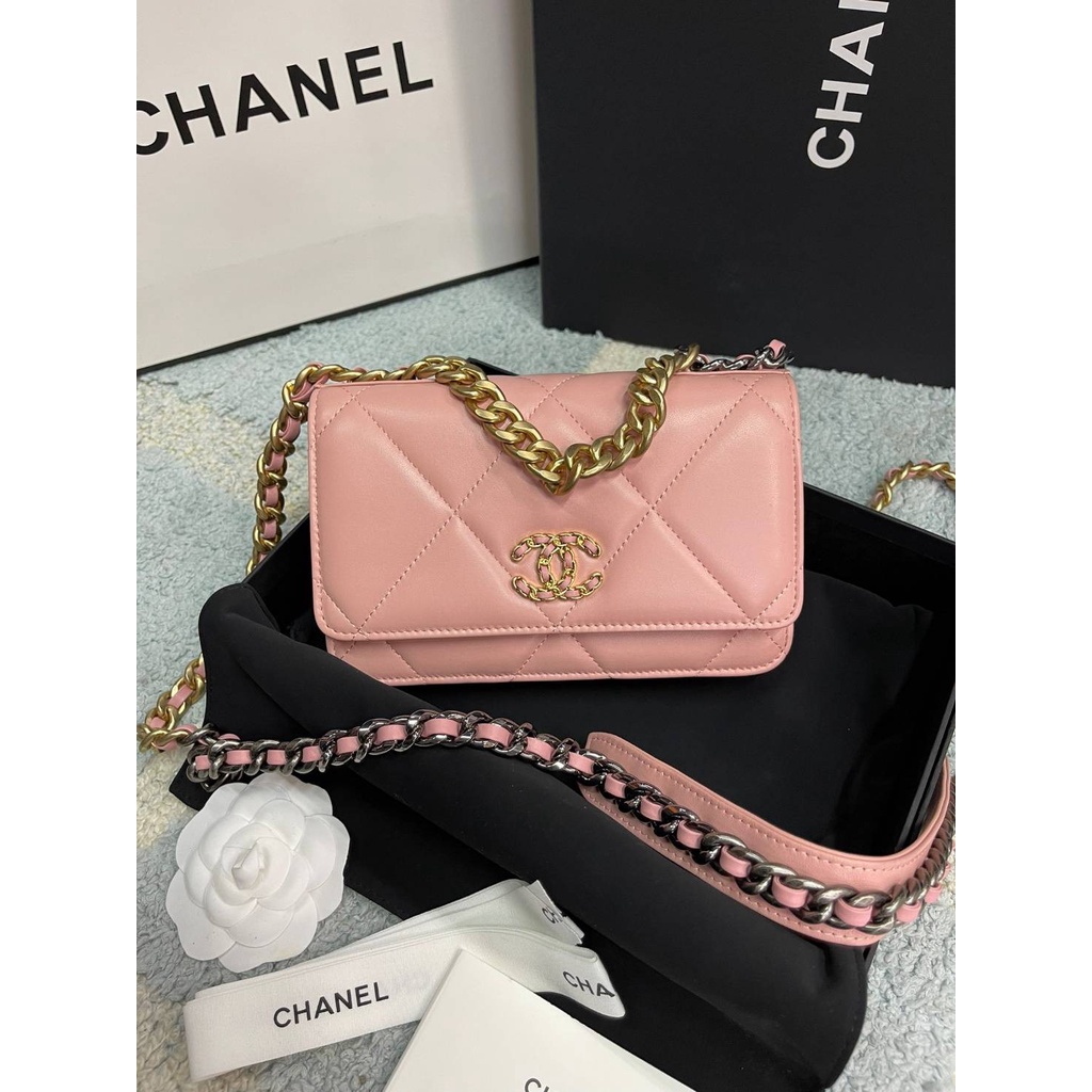 👜กระเป๋าสะพายข้าง Chanel woc19 on chain Size 20  cm [ หนังแกะ ] งาน Original