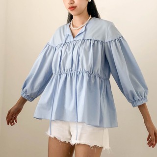 MYLAR - GELATO BLOUSE เสื้อเบลาส์ ทรงระบายแขนพอง ดีเทลจีบกุ๊นเชือก