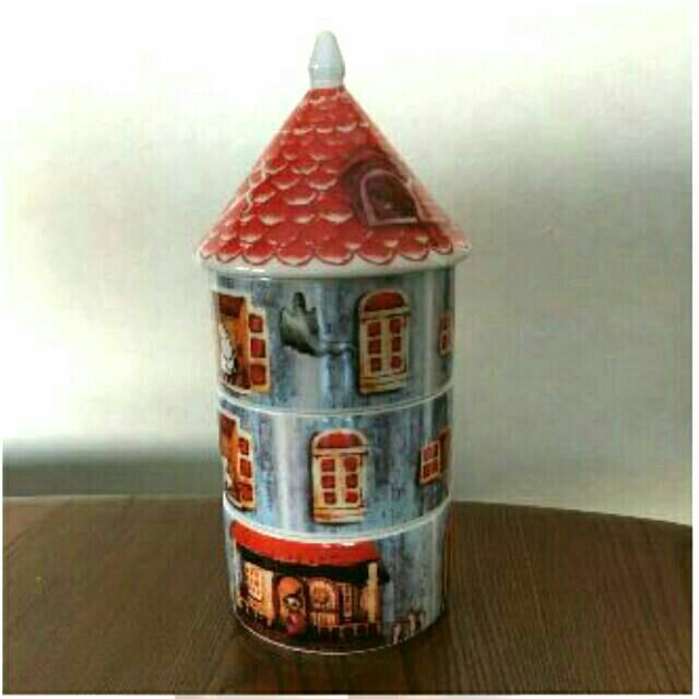 Clearance Sale Kept  Moomin Ceramic House