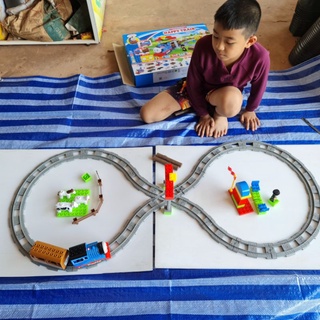 ของเล่นรถไฟโทมัสพร้อมรางและตัวต่อใหญ่มาก ของเล่นรถไฟ ของเล่นโทมัส ของเล่นรางรถไฟพร้อมตัวต่อ