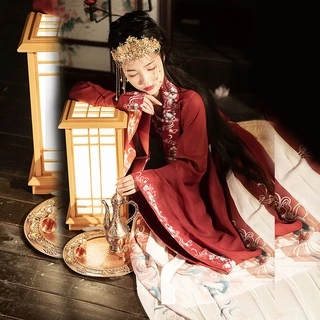 Hanfu [Fanyu] เสื้อผ้าแขนใหญ่ของนักวิชาการจีนในฤดูใบไม้ผลิและฤดูร้อน