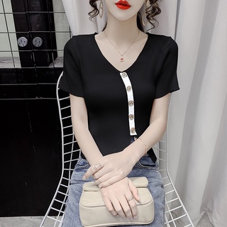 เสื้อยืด เสื้อยืดไหมพรม เสื้อไหมพรมแขนสั้น ดีเทลแต่งกระดุมหลอก ผ่าหน้าชายเสื้อ เสื้อยืดผู้หญิง เสื้อสไตล์เกาหลี 1570