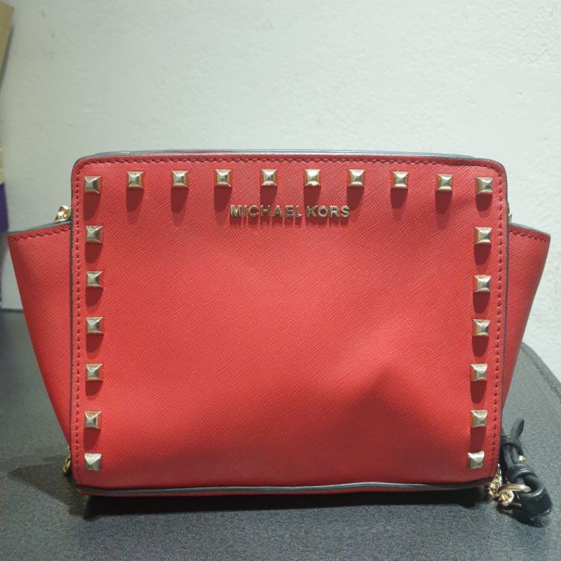 MICHAEL KORE แบรนด์เนม