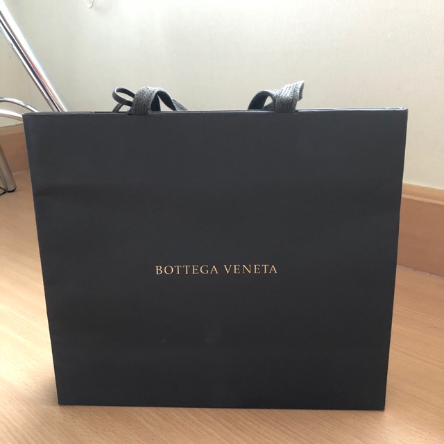 ถุงกระดาษ Bottega Veneta แท้