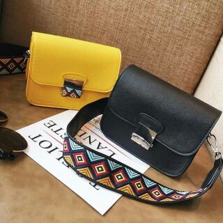 กระเป๋าสะพาย ทรง ZARA