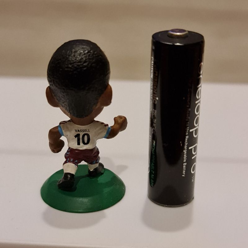 aston villa vassell football footballer - r1