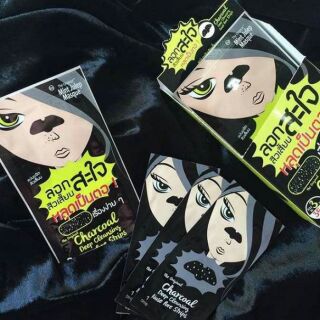 The Original Charcoal Deep Cleansing Nose Strips แผ่นลอกสิวเสี้ยน จมูก สะใจหลุดเป็นตอ 1 กล่อง