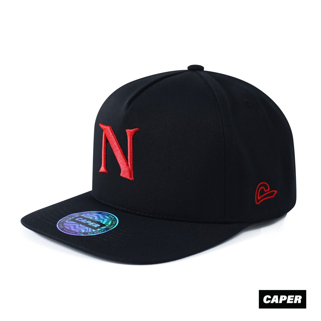 Snapback Caper สีดํา N โลโก้หลากสี