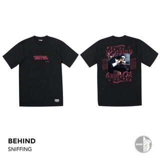 HOT SALINGเสื้อยืดผ้าฝ้ายBEHIND CLOTHING เสื้อยืดลาย “SNIFFING”  oversize S-5XL