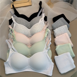 พร้อมส่งจากไทย💥Bra Bra💥 เสื้อใน ไร้โครงผ้าร่องทรงสวย ไร้ขอบ 3 ตะขอหลัง เสริมฟองน้