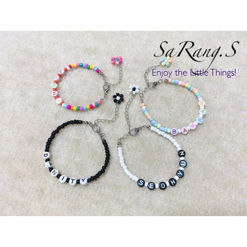 กำไล สร้อยข้อมือ ลูกปัด ปรับระดับ ใส่ข้อความ ใส่ชื่อ 1-9 ตัว giveaway ของแจกหน้าคอน เลือกสีเลือกแบบได้