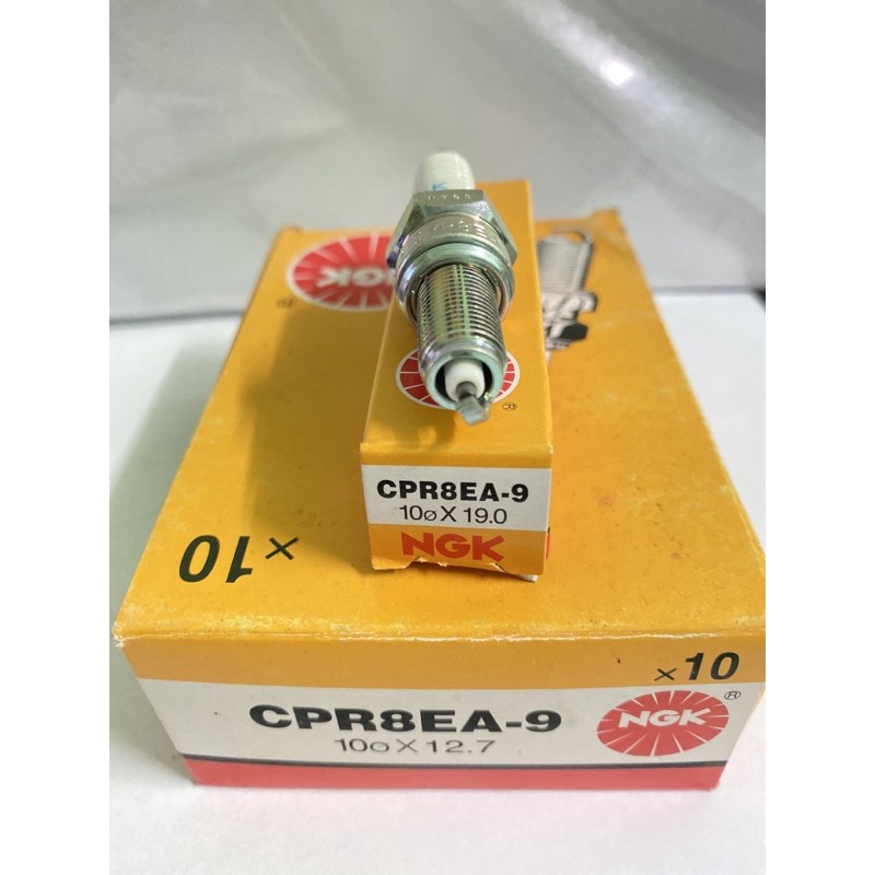 PLUG CPR8EA-9 /Y15zr/LC/FZ