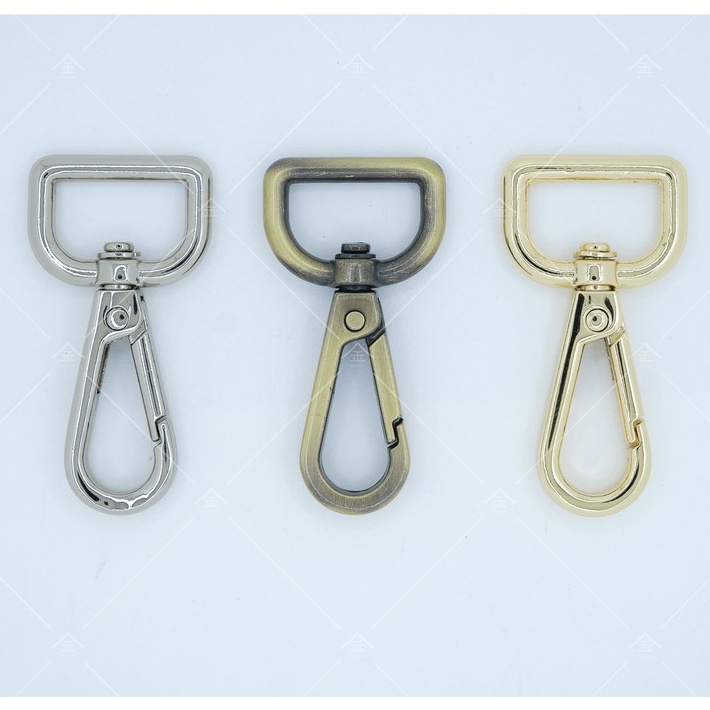 ปลีก/ส่ง(4ชิ้น) คอหมาหยดน้ำ ฐานเหลี่ยม 1.6ซม. 4ชิ้น งานซิ้ง ชุบเกรดA ไม่ลอก ไม่ดำ (HK7022)