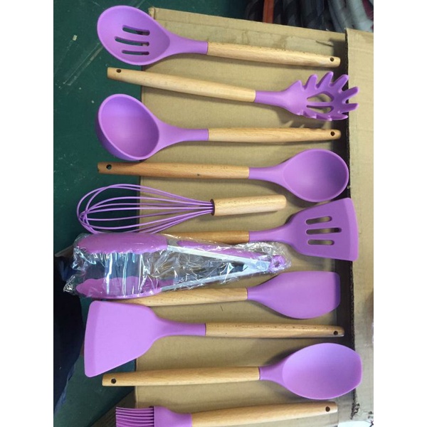 SILICONE KITCHEN UTENSILS SET
