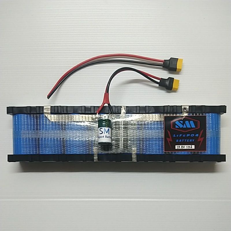 แบตเตอรี่​ลิเธียม​ฟอสเฟต​ LiFePO4​ 12.8v12a สำหรับลำโพง​บลูทูธ​ และงาน diy ทั่วไป