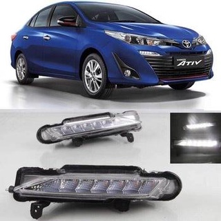 Mastersat TOYOTA Yaris รุ่นปี 2018 ไฟ Led Day light+ไฟเลี้ยว ในกันชนหน้า ตรงรุ่น ผลิตจากวัสดุ ABS อย่างดี