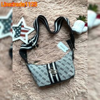 GUESS VINTAGE LOGO SHOULDER BAG​ ของแท้​ ราคาถูก