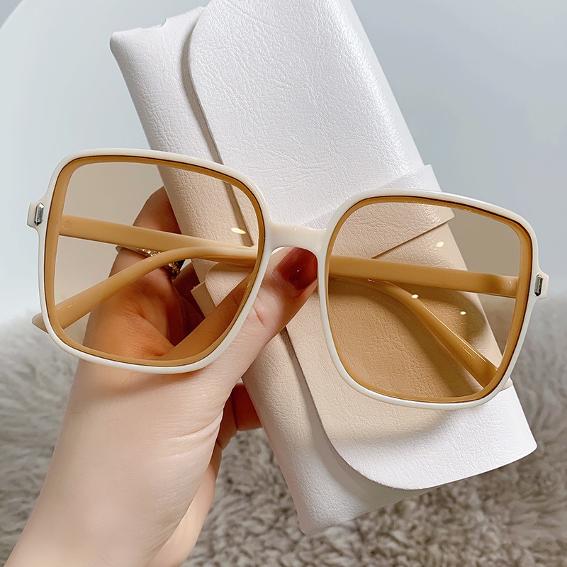 สไตล์เกาหลี Unisex แว่นกันแดดทรงสี่เหลี่ยมขนาดใหญ่ UV400 Protection Street Fashion Shades