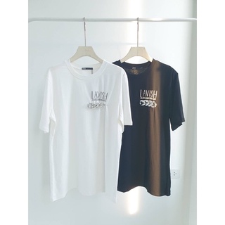เสื้อยืด AW Lavish เสื้อยืดแบรนด์แต่งโซ่ที่อก