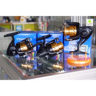 🎉รอกสปินนิ่ง🦈รอกตกปลา Daiwa Strikeforce2000-B SD