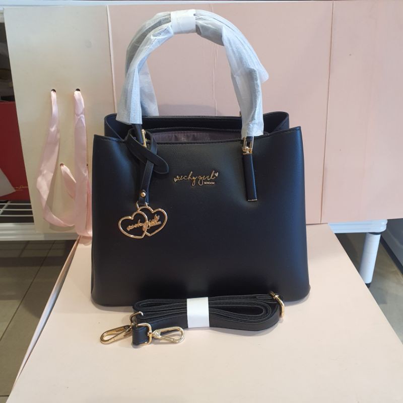 กระเป๋าทรงถัง แบรนด์ richy girl london