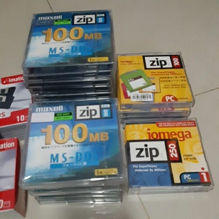 ขายแผ่นCD-R/FORMATTED 2HD/แผ่นfloppy disk/maxell/Sony/verbatim/IBM/diskettes 3.5"/1.44mb 2HD/zipdisk/บริษัทHitachi Japan