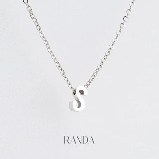 Randa สร้อยคอตัวอักษร สีเงิน ตัวพิมพ์ใหญ่ N-Z สแตนเลส เลือกความยาว DIY มินิมอล ไม่ลอกไม่ดำ ลงทะเล โดนน้ำหอมได้