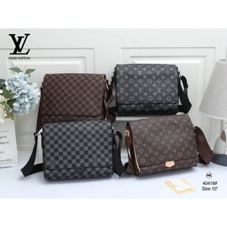 Louis Vuitton กระเป๋าสะพายข้างผู้ชาย ทรงเอ