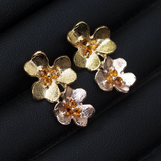 ต่างหูดอกไม้พลอยบุษราคัมน้ำทองบางกะจะ(Yellow Sapphire) ตัวเรือนเงินแท้ 92.5% ชุบทอง
