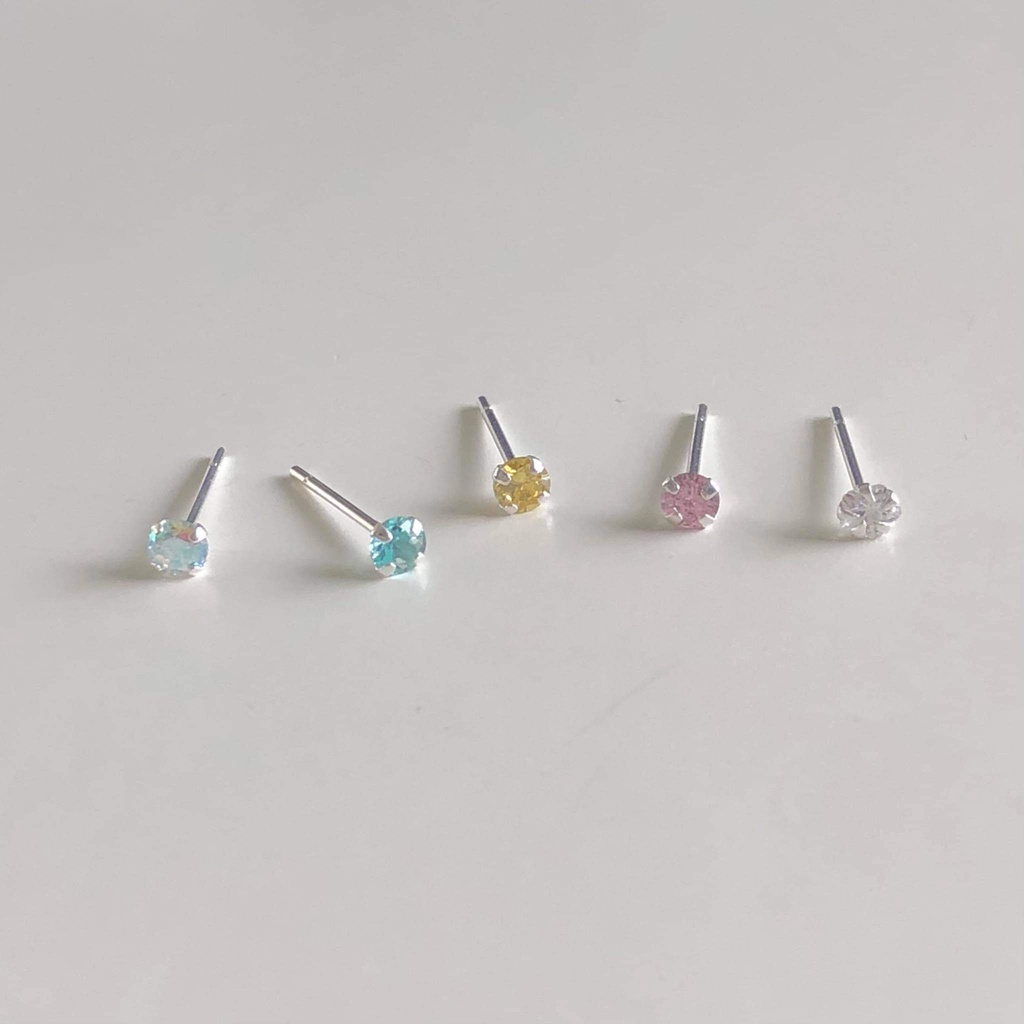 Winterwinter Jewelry Silver925 : เครื่องประดับเงินแท้925 ต่างหูเงินแท้ เพชร cz ขนาด 4 mm ( ราคาต่อคู่ )