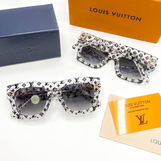 แว่นตา Louis Vuitton Glasses SS21 🌈 งานออริเทียบแท้ อุปกรณ์ตามรูป