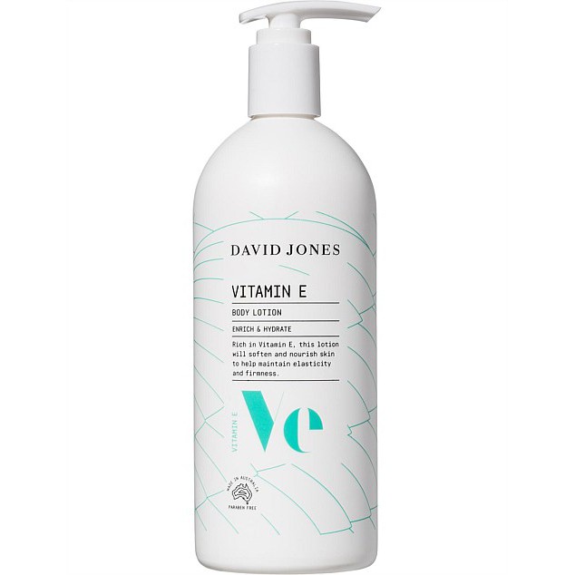 VITAMIN E BODY LOTION 500ML ครีมทาผิวกายวิตามิน อี บอดี้โลชั่น ของเดวิคโจนส์ : David Jones