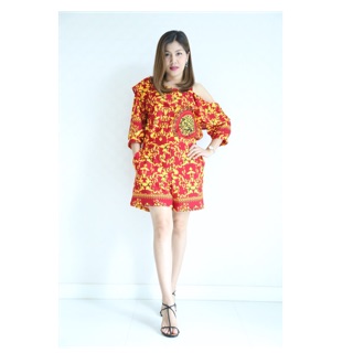 ชุดเซทเสื้อไหล่เบี่ยง+กางเกง