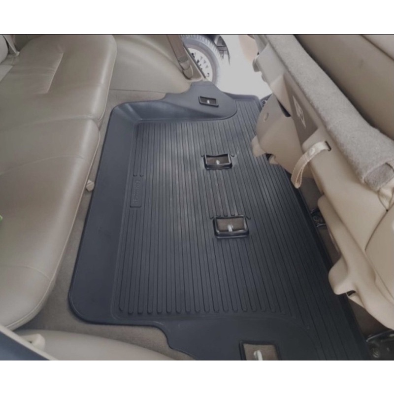 ผ้ายางปูพื้นรถยนต์ Toyota Innova ปี 2005-2014 (ก่อนโฉมปัจจุบัน) พรมรถยนต์ ถาดยางรองพื้นรถ พรมยกขอบ - รูปที่ 5