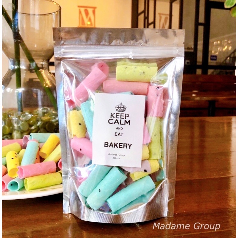 ทองม้วนกะทิสดงาดำ สีพาสเทล 65-70g ทำบนเตาถ่านกลิ่นหอมอร่อย ขั้นต่ำ 2 ชิ้น คละได้ทั้งร้าน