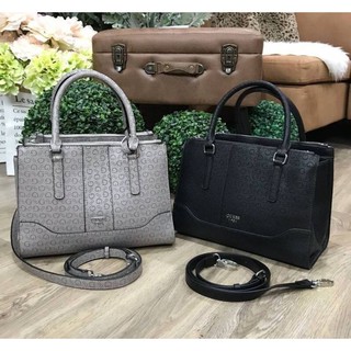 GUESS WOMAN SINGNATURE HANDBAG 2019