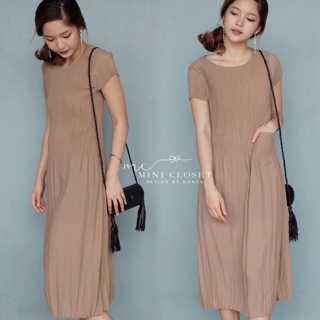 👗งานเดรสอัดพรีทเล็ก รอบนี้ทำแขนสั้นรับอากาศร้อน 🌤