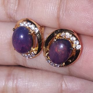 ต่างหูโอปอลดำธรรมชาติแท้ (Natural Black Opal Earrings)