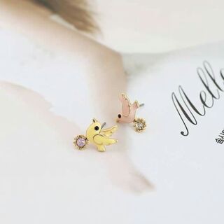 ต่างหูนกน้อยสีพาสเทล/Pastel Bird Earring