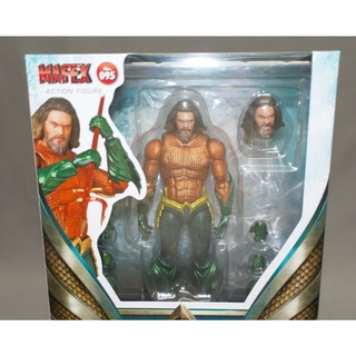 ของเล่นดีซี DC Mafex No.095 Aquaman Movie (Aquaman Ver.)