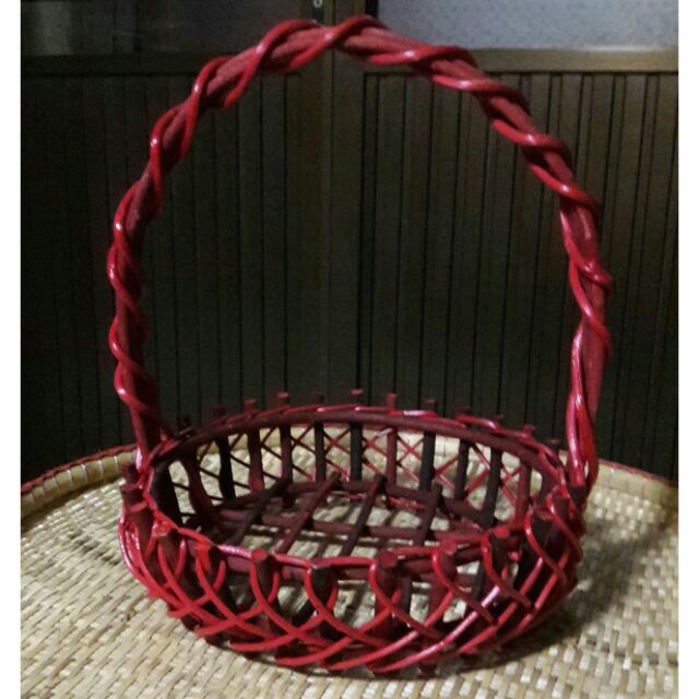 กระเช้าของขวัญ เถาวัลย์ลายไทย แข็งแรง น่าใช้