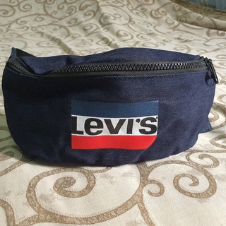 กระเป๋าคาดอกผู้ชาย กระเป๋าคาดอก Levis สวยๆๆ